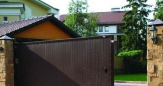 Купить откатные ворота раздвижные Советская Гавань, цена от 2840 руб.