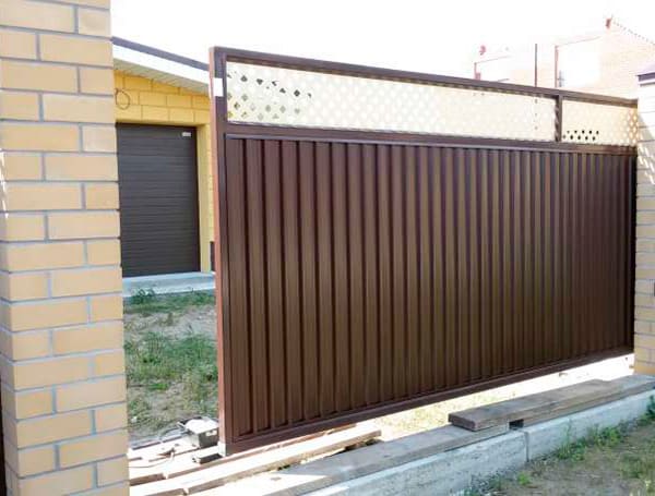 Эстетика и Надежность: Ворота Grand Line для Вашего Дома в Советской Гавани от 37651 руб